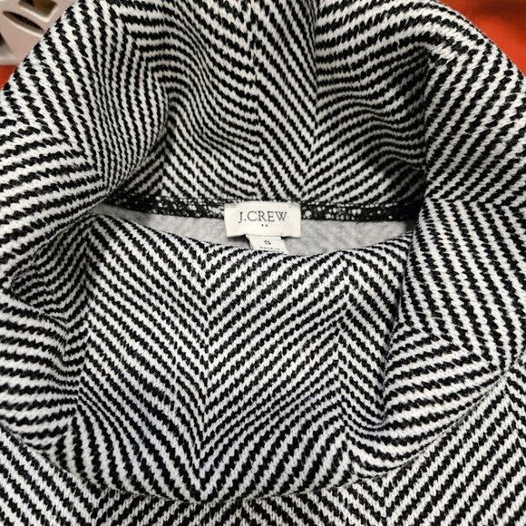 J. Crew Turtleneck Fleece Lined Sweater Black White Herringbone Small Chic - Picture 7 of 11